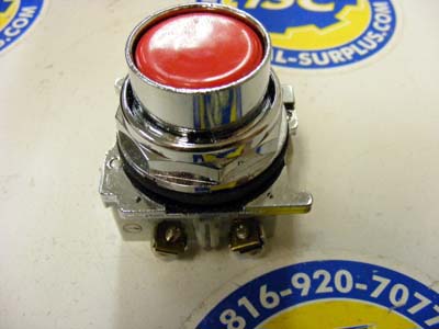 <b>Cutler-Hammer - </b>10250T30R Red Push Button